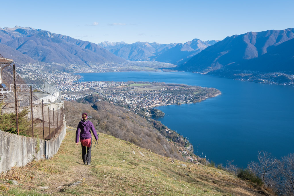 Vue sur Locarno lors de la desente du Corona dei Pinci
